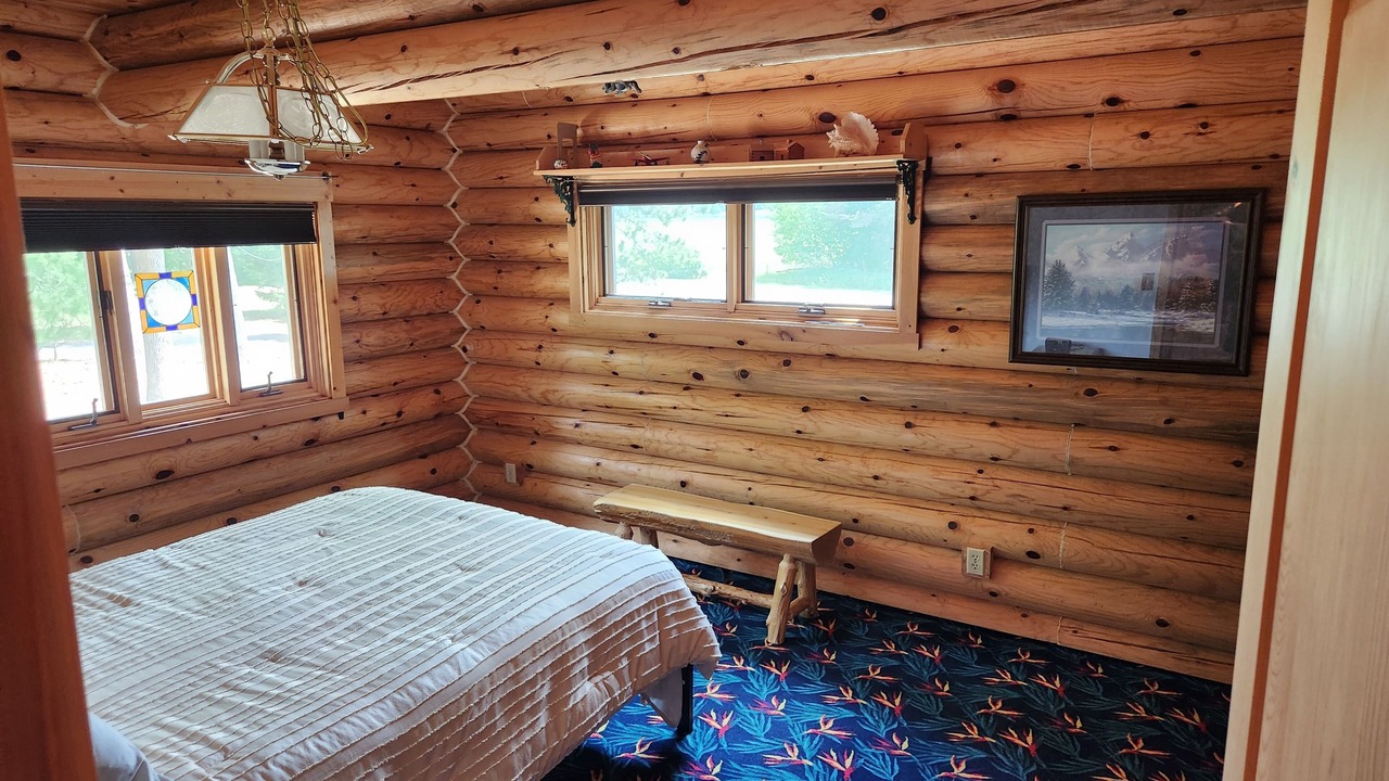 Photo of Bedroom in Shell Lake