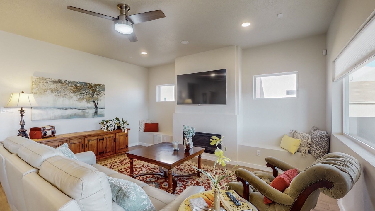 Photo of Livingroom in Rio Rancho