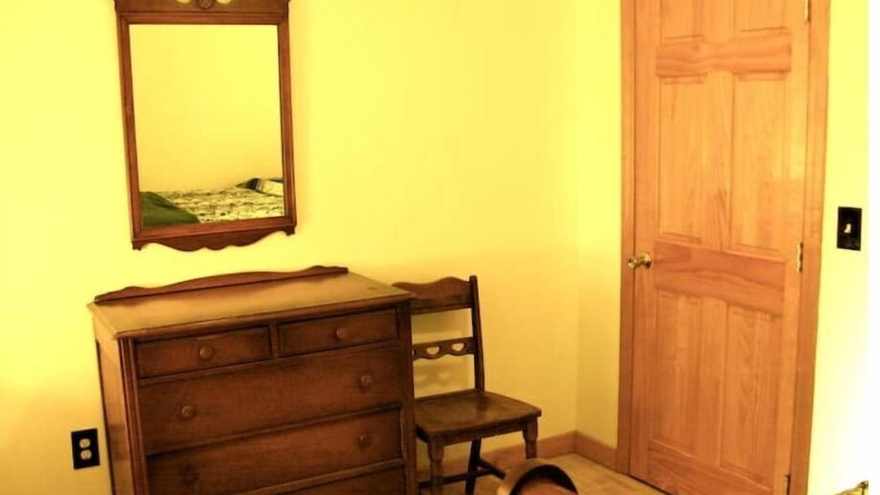 Photo of Bedroom in Waterbury Center