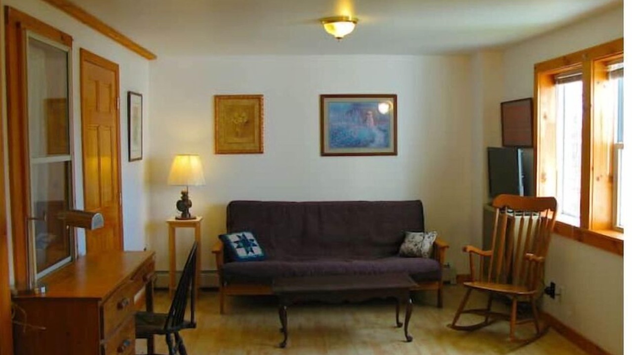 Photo of Livingroom in Waterbury Center