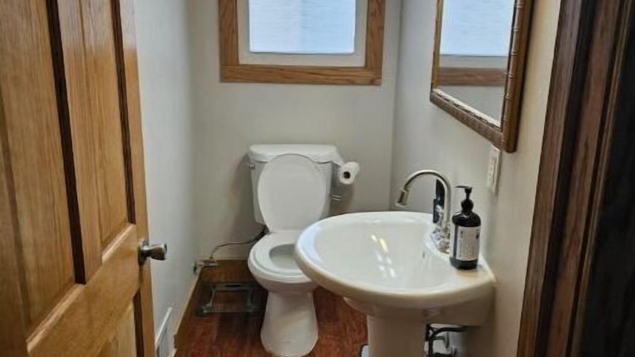 Photo of Bathroom in Summit - University