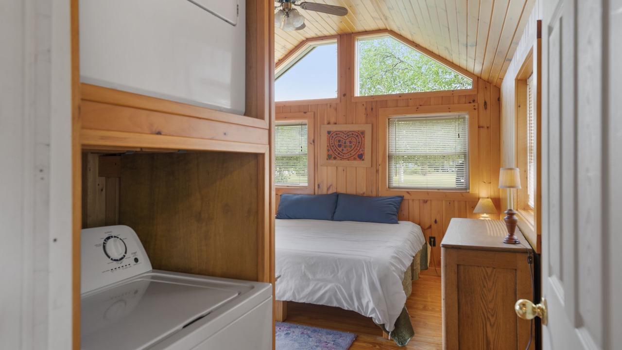 Photo of Bedroom in Severance