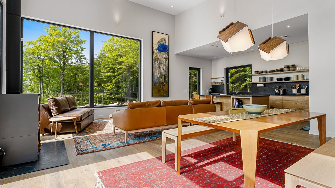 Photo of Livingroom in Warren