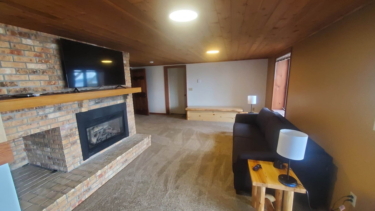 Photo of Livingroom in Chickamaw Beach