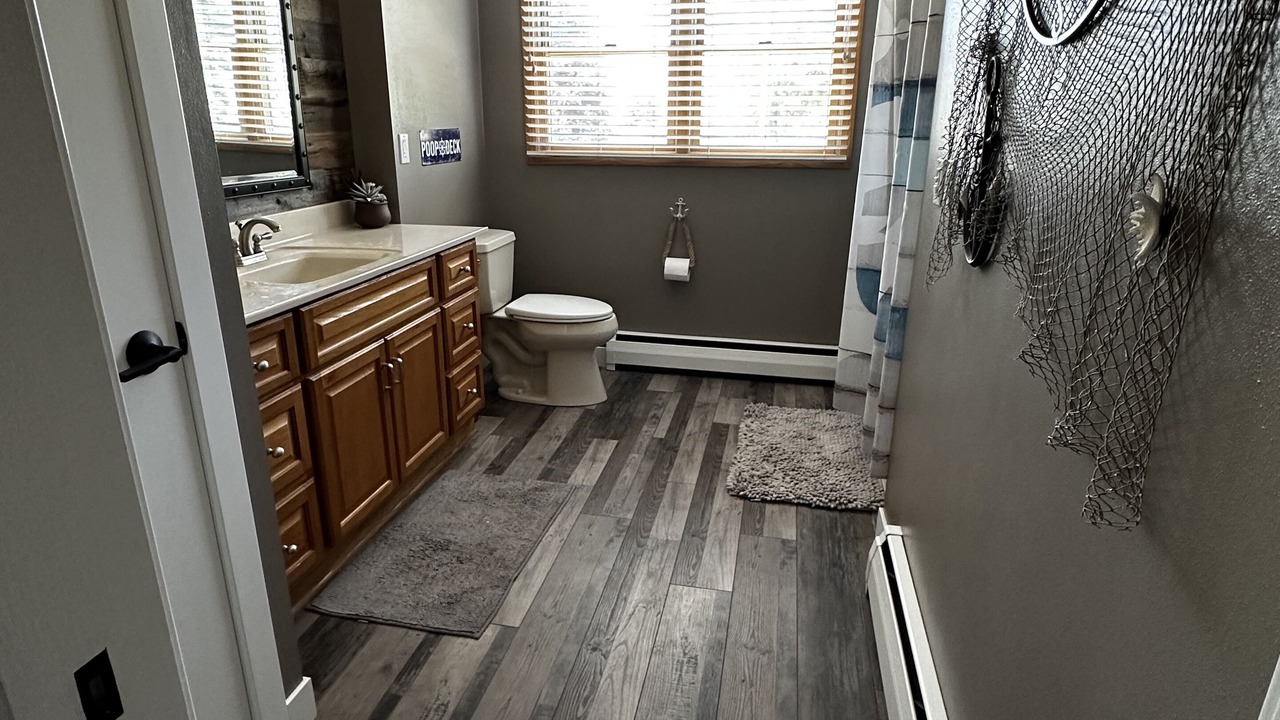 Photo of Bathroom in Butte Des Morts