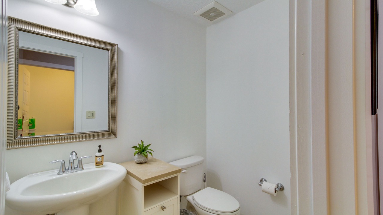 Photo of Bathroom in Mesa Del Sol Innovation Park