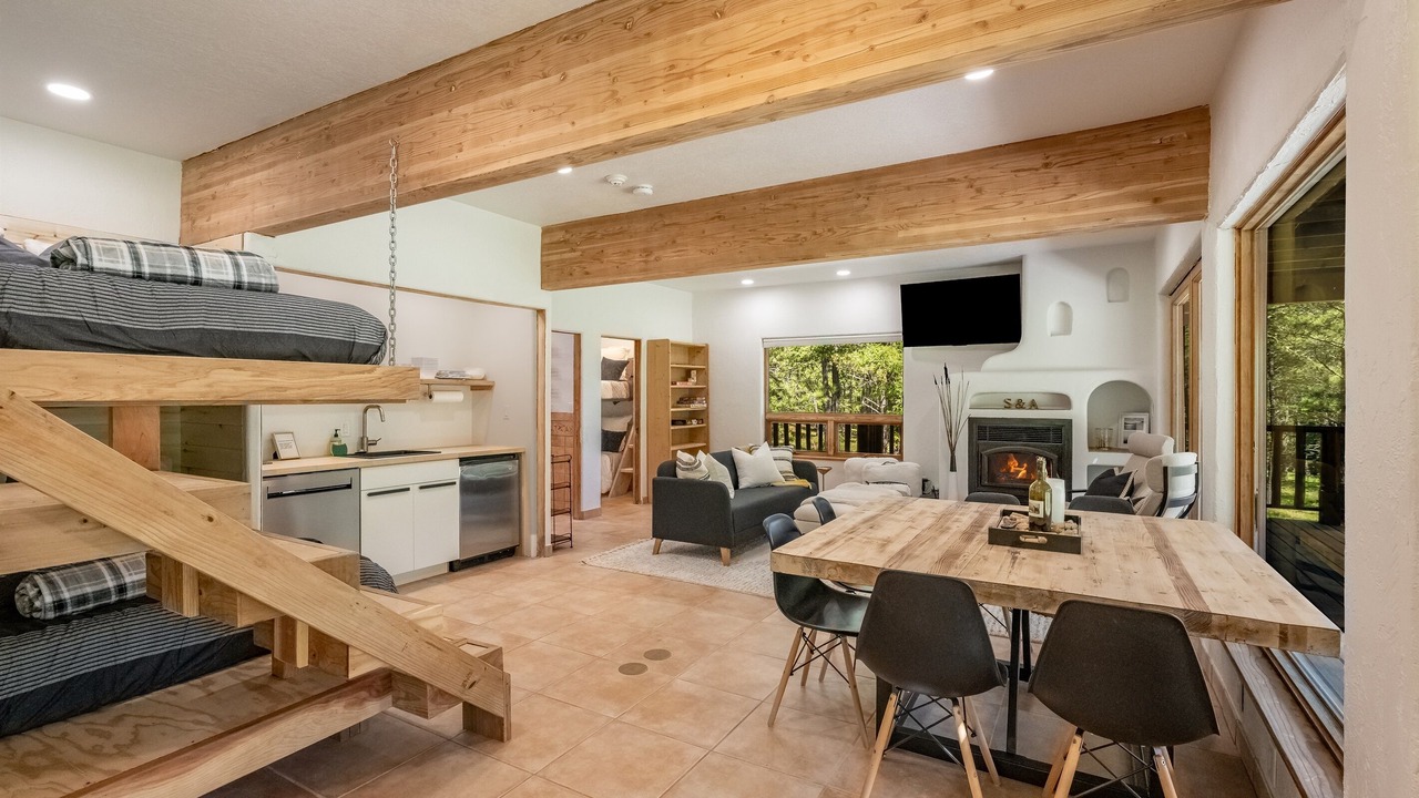 Photo of Livingroom in Angel Fire