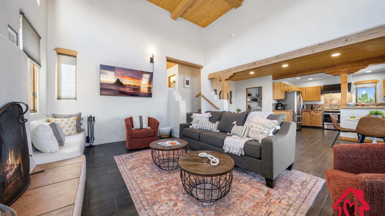 Photo of Bedroom in Placitas