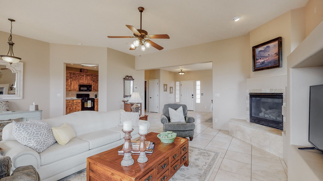 Photo of Livingroom in Rio Rancho
