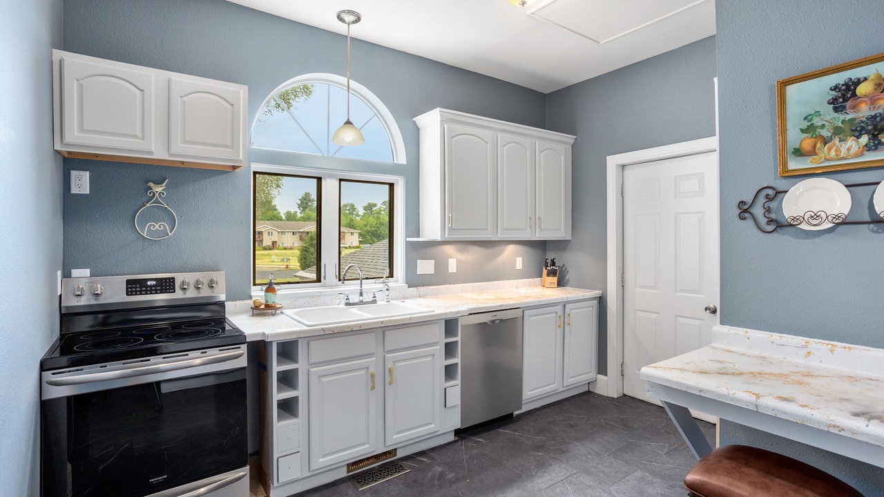 Photo of Kitchen in King