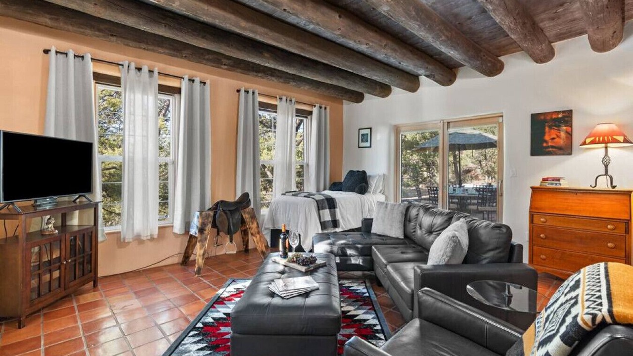 Photo of Livingroom in Santa Fe