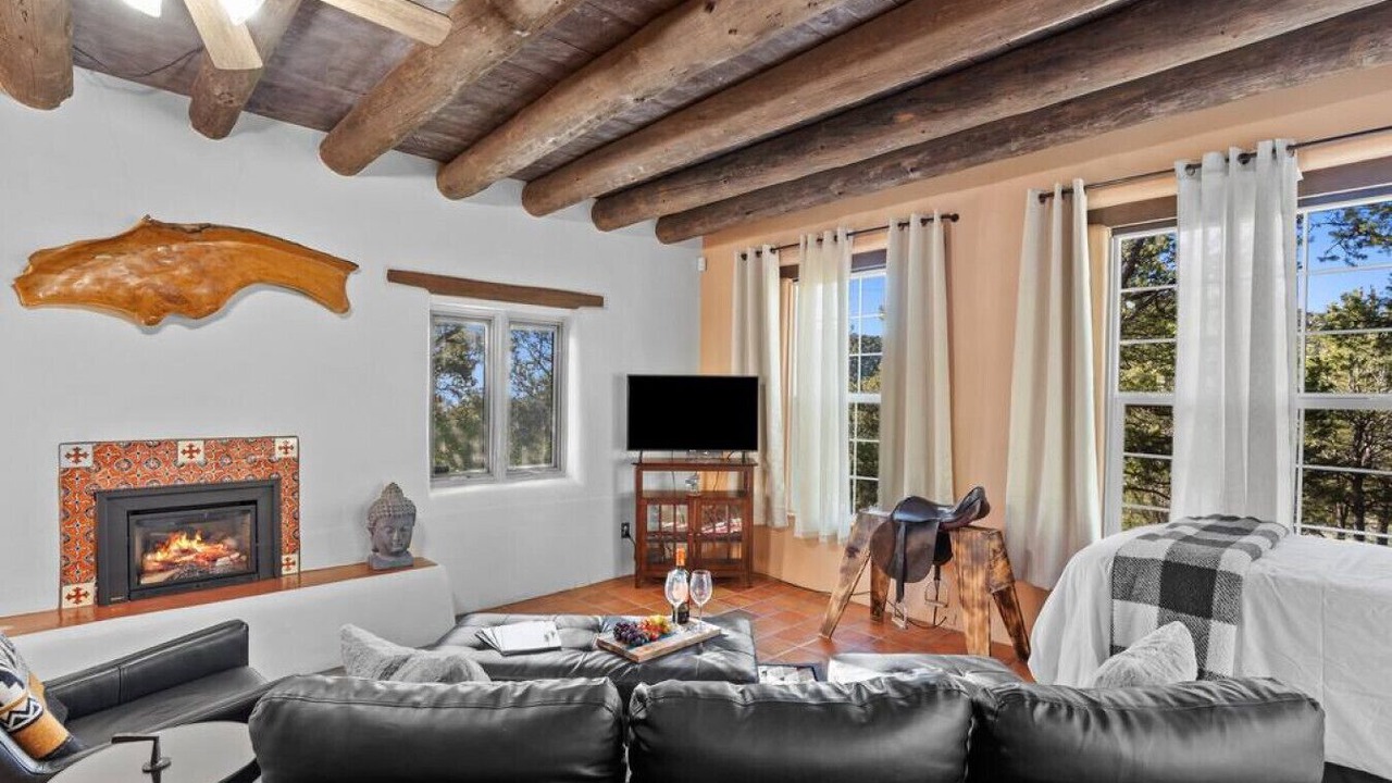 Photo of Livingroom in Santa Fe