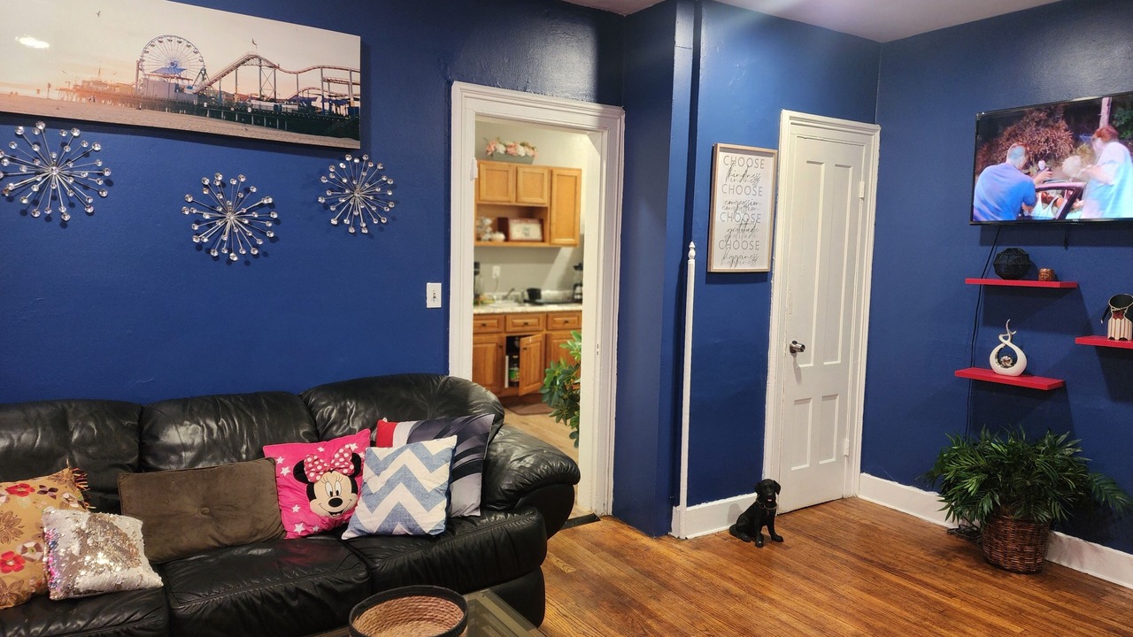Photo of Livingroom in Meriden