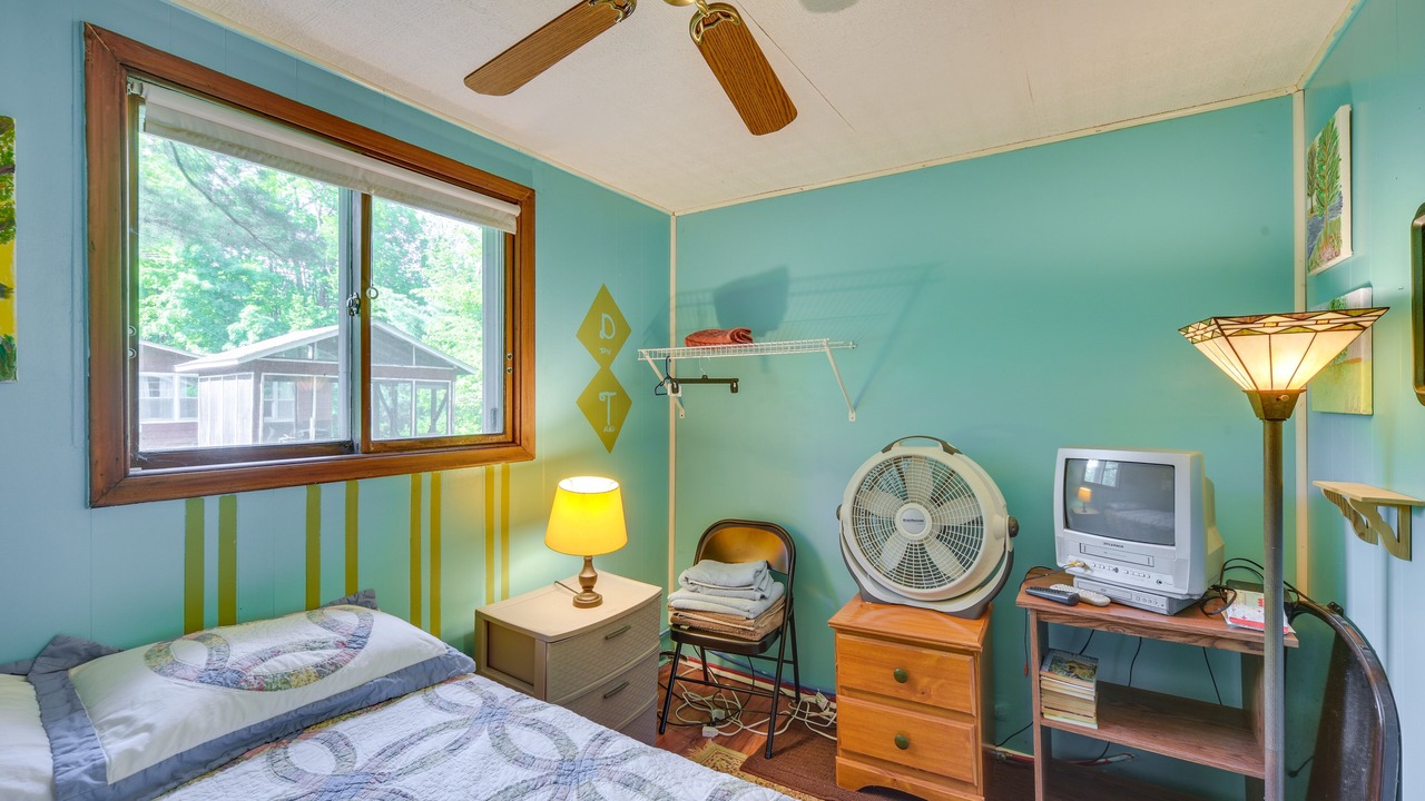 Photo of Bedroom in Pine City