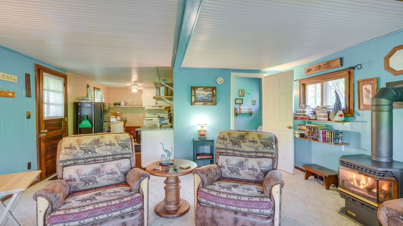 Photo of Livingroom in Pine City