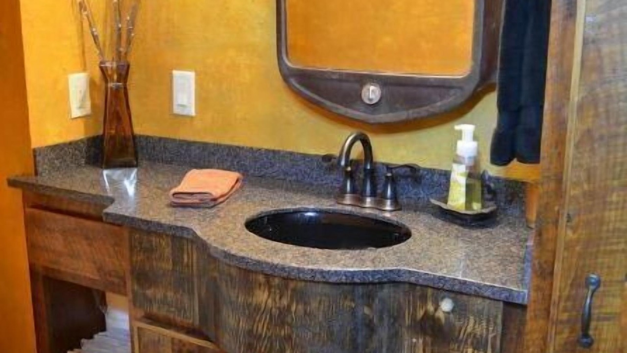 Photo of Bathroom in Hudson