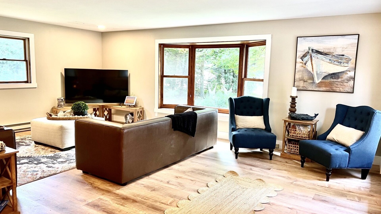 Photo of Livingroom in Grand Isle