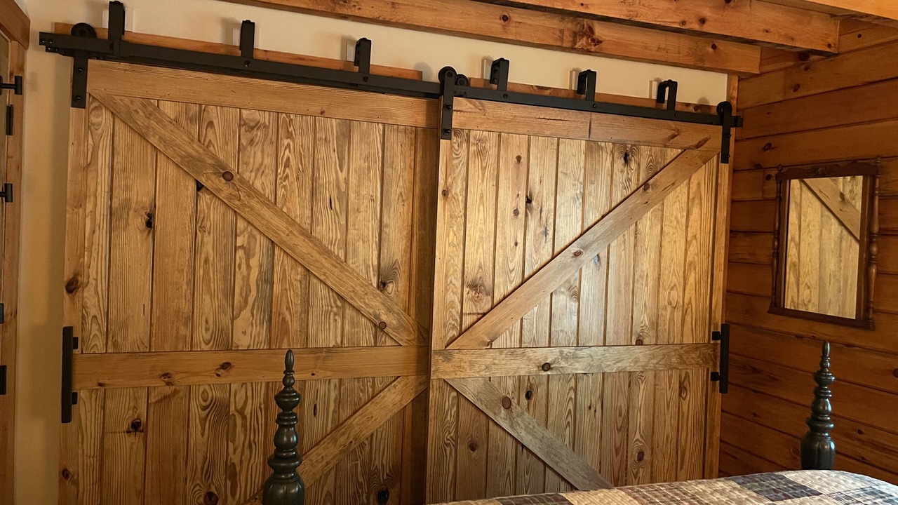 Photo of Bedroom in Greenbrier River