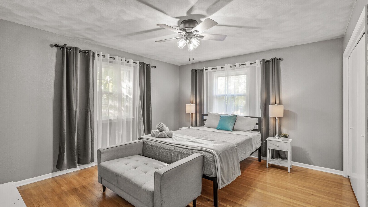 Photo of Bedroom in Maplewood