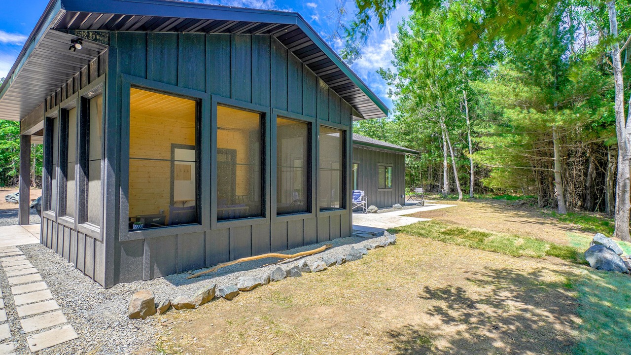 Photo of Outdoor in Siren