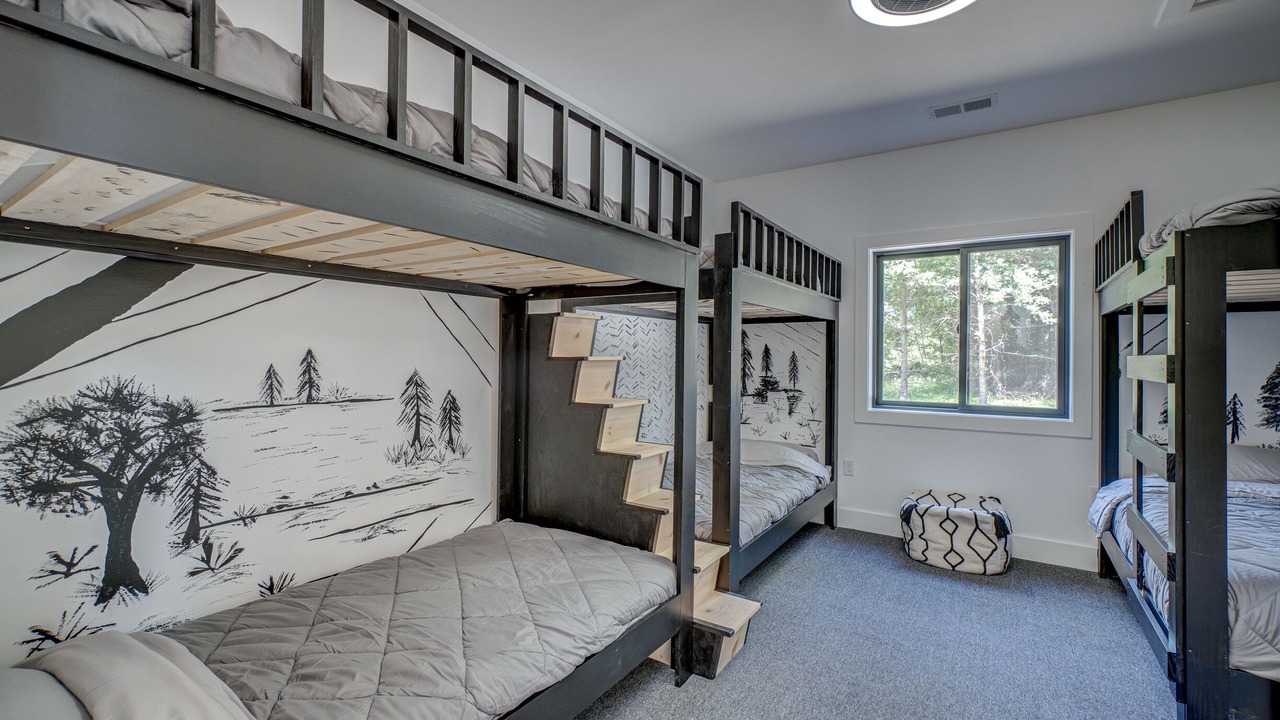 Photo of Bedroom in Siren