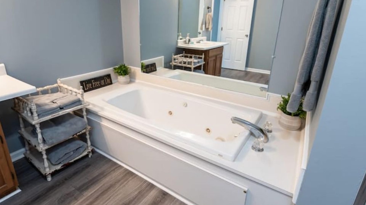 Photo of Bathroom in North Conway
