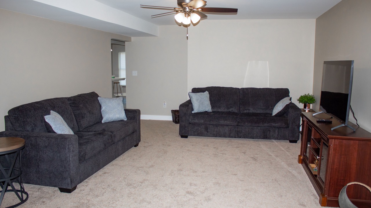 Photo of Livingroom in Crittenden