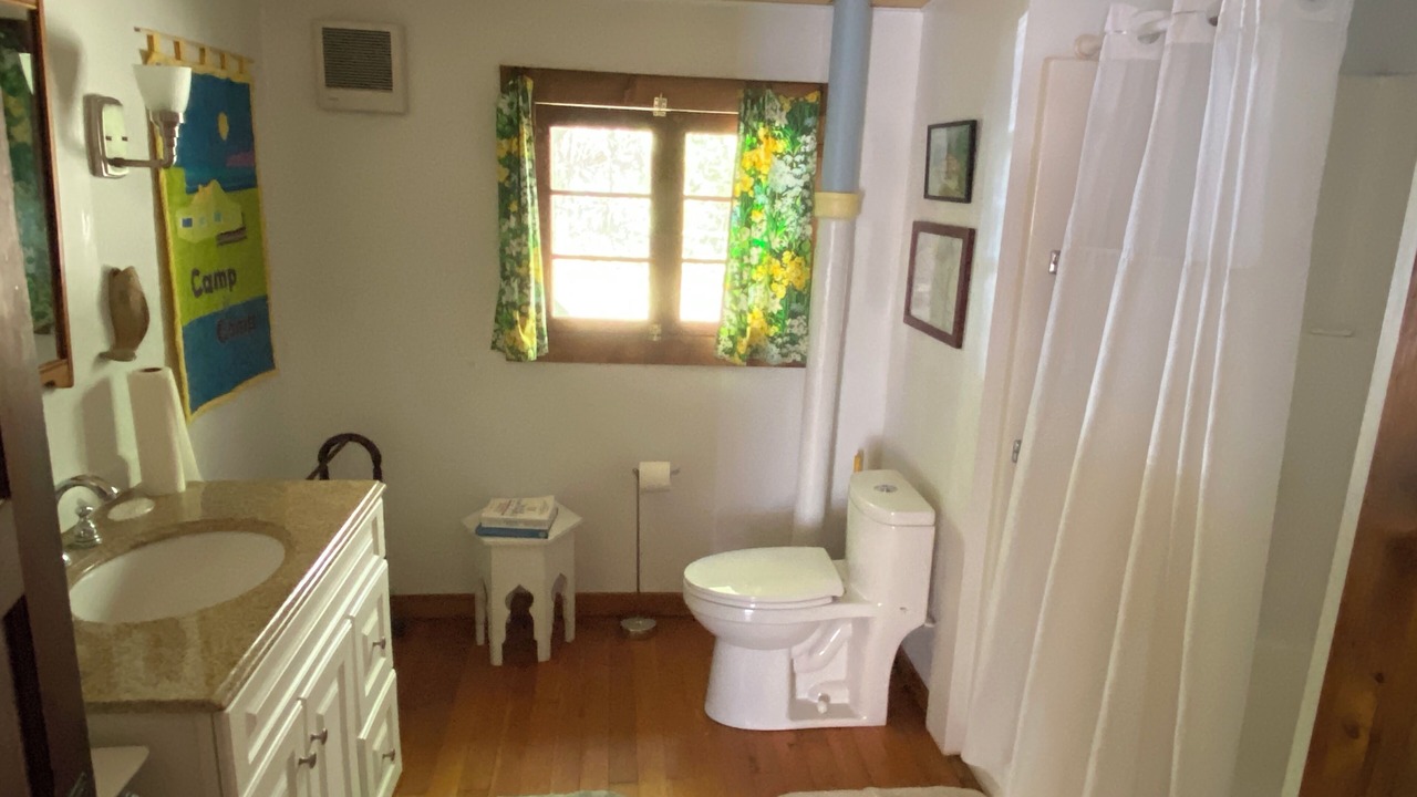 Photo of Bathroom in New North End