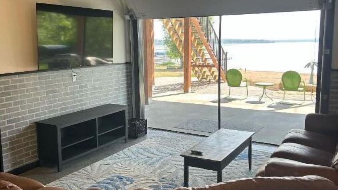 Photo of Bedroom in Shell Lake