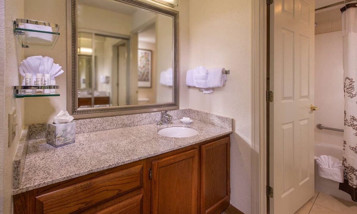 Photo of Bathroom in Barracks Road
