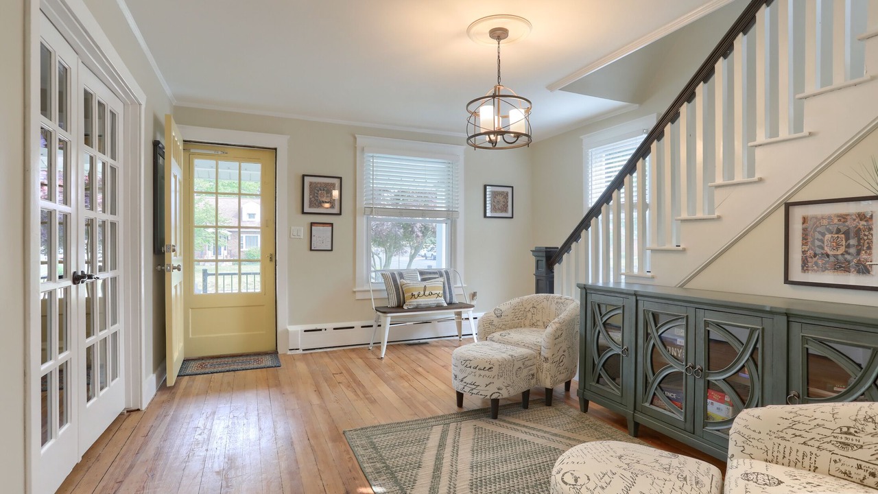 Photo of Bedroom in Annville