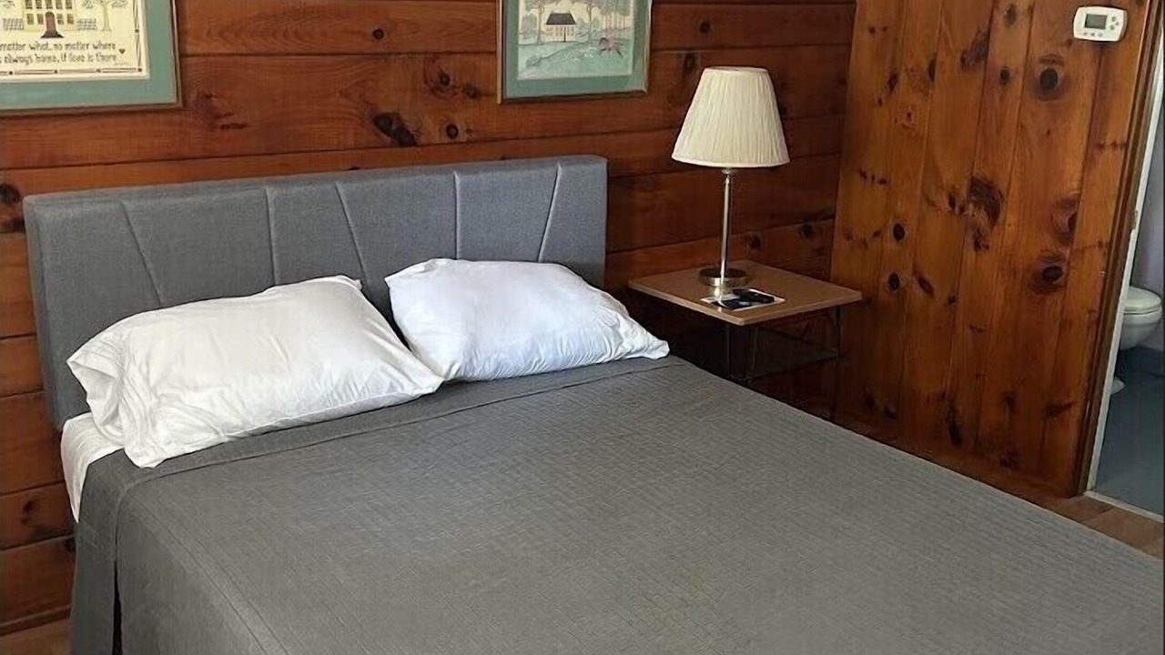 Photo of Bedroom in Saratoga Springs