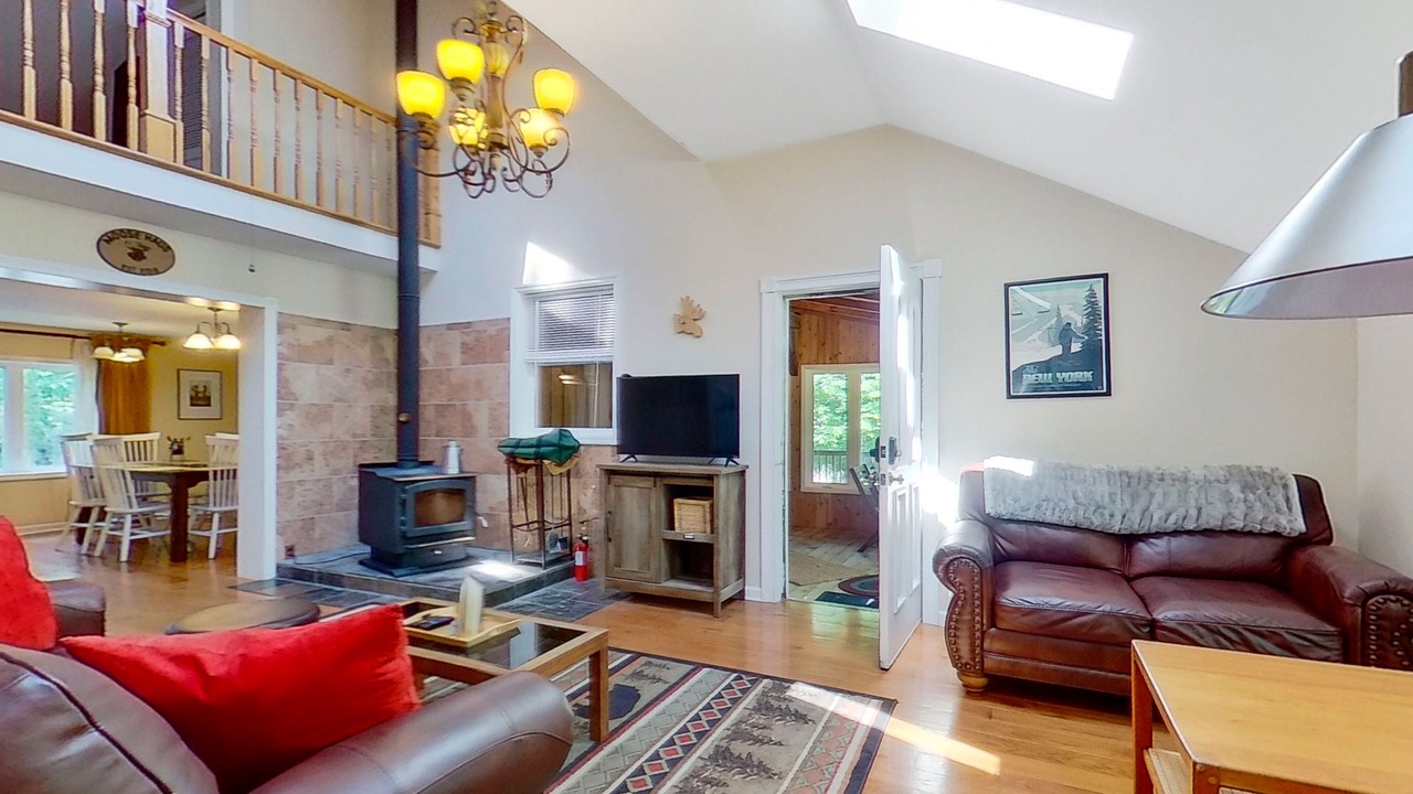 Photo of Livingroom in Warrensburg