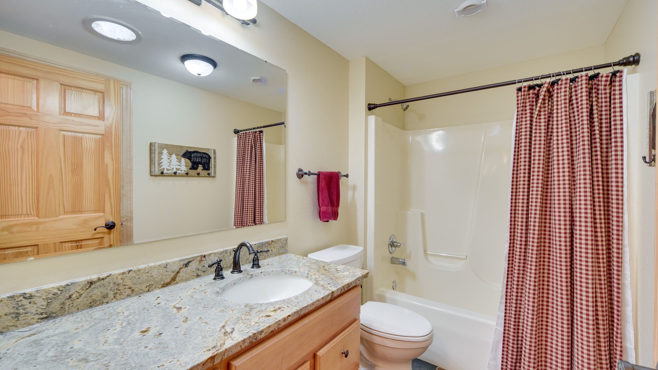 Photo of Bathroom in Almelund
