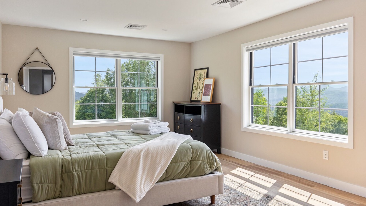 Photo of Bedroom in Waterbury Center