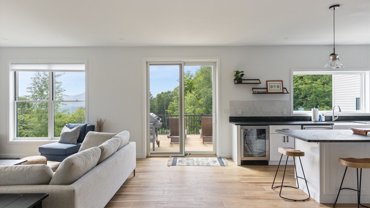 Photo of Livingroom in Waterbury Center