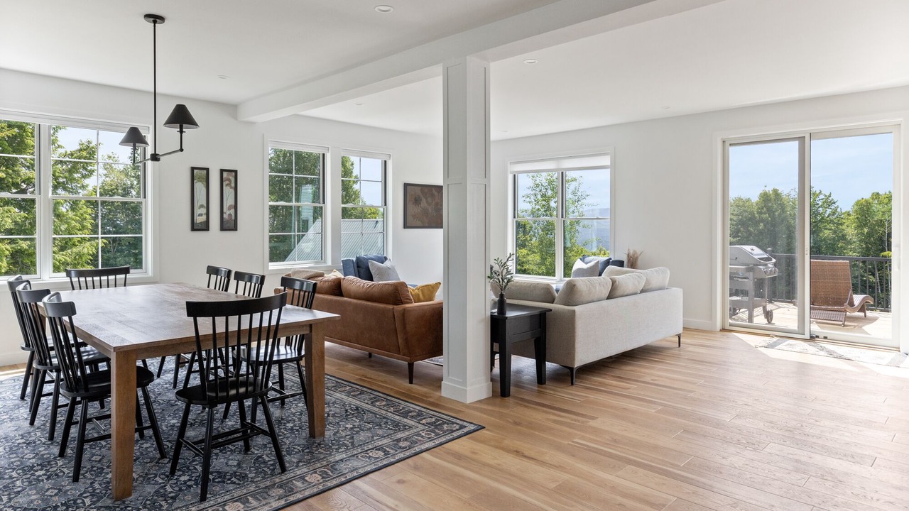 Photo of Livingroom in Waterbury Center