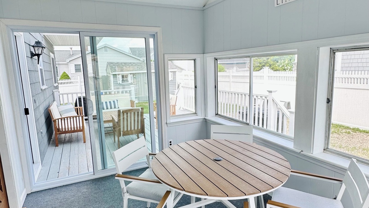 Photo of Bedroom in Seabrook
