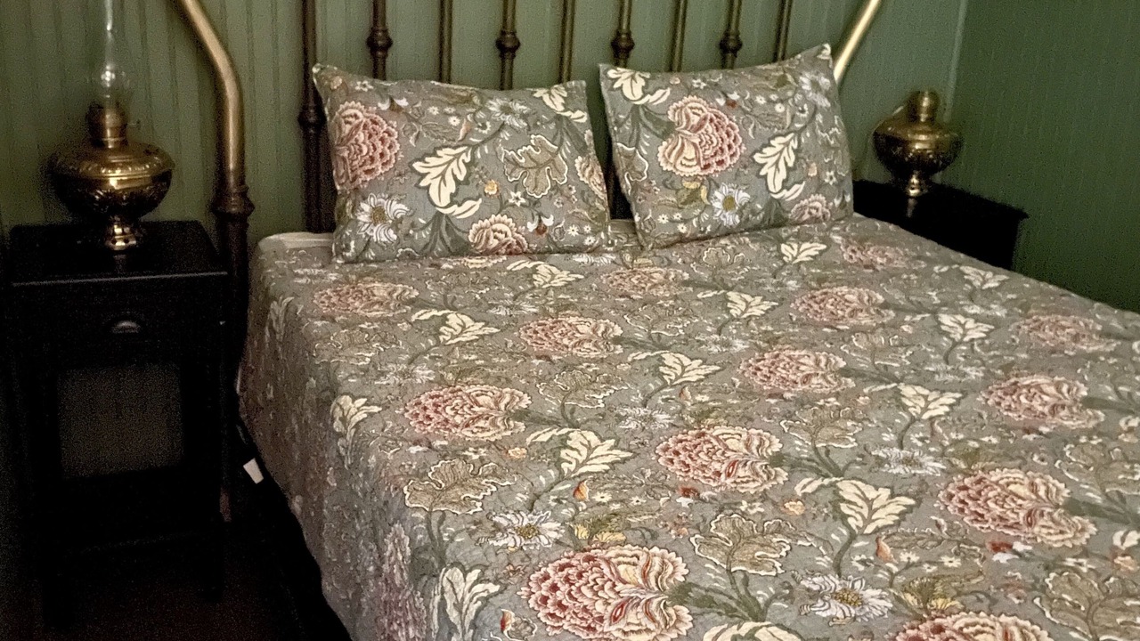 Photo of Bedroom in Bethlehem Village