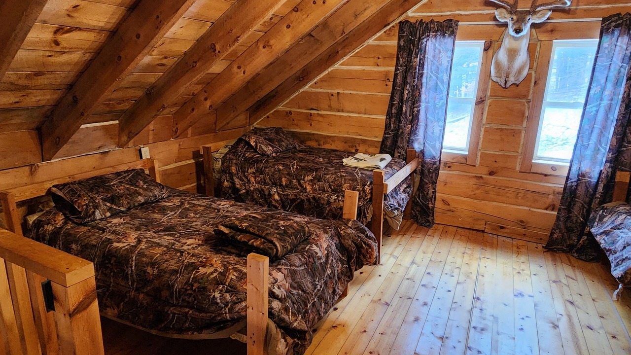 Photo of Bedroom in Crawford County