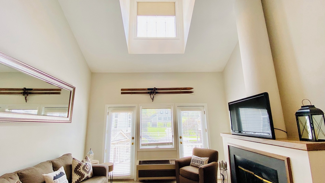 Photo of Livingroom in Hancock