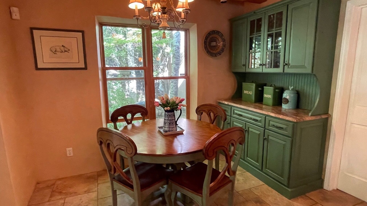 Photo of Bedroom in Tesuque