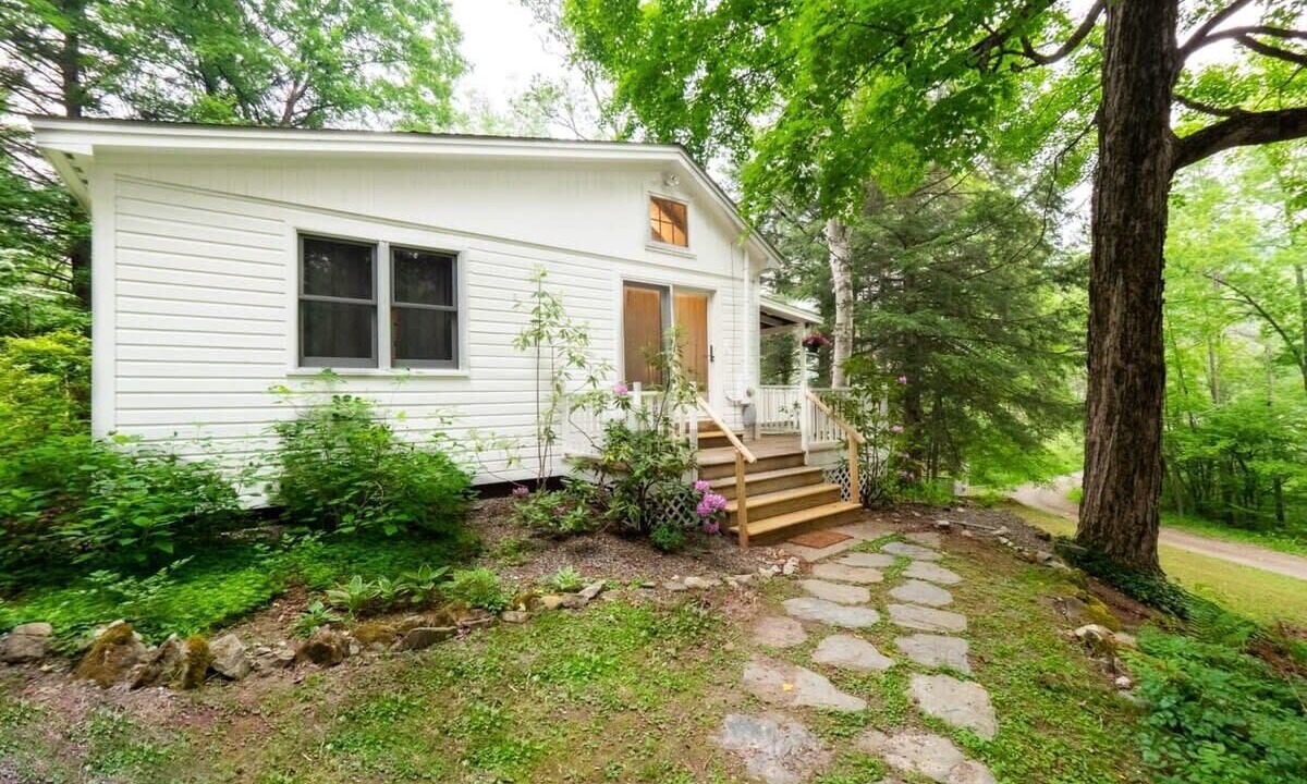 Photo of Outdoor in Canaan
