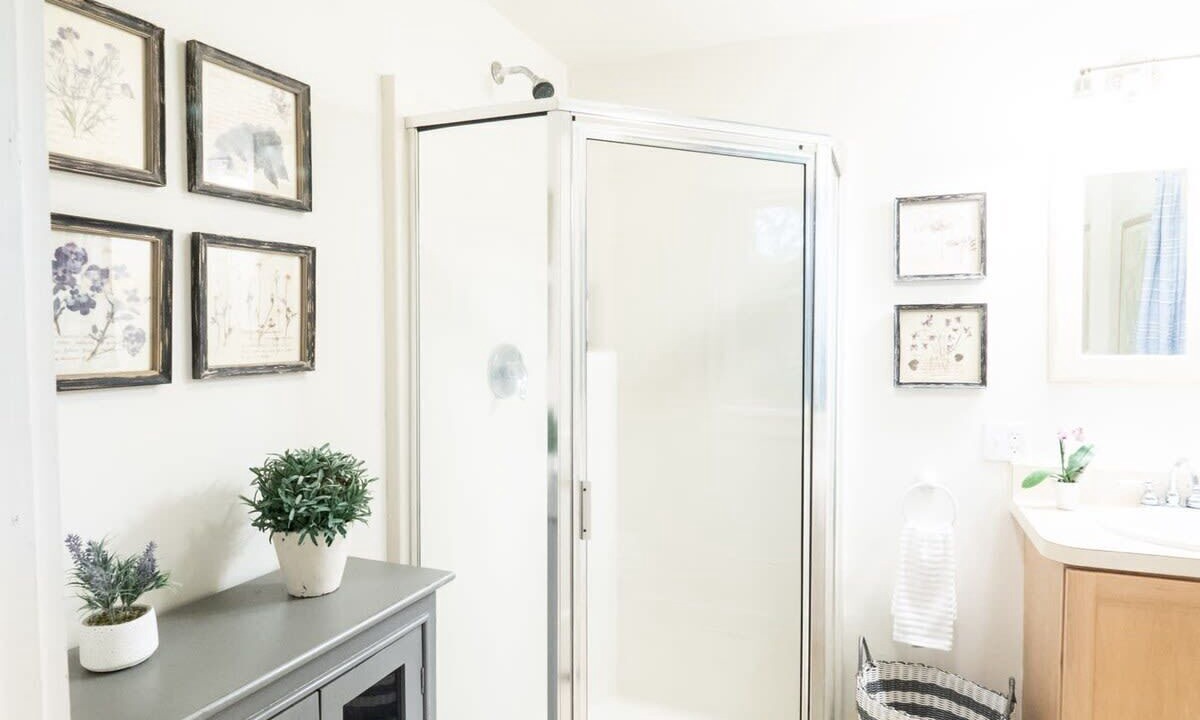 Photo of Bathroom in Canaan