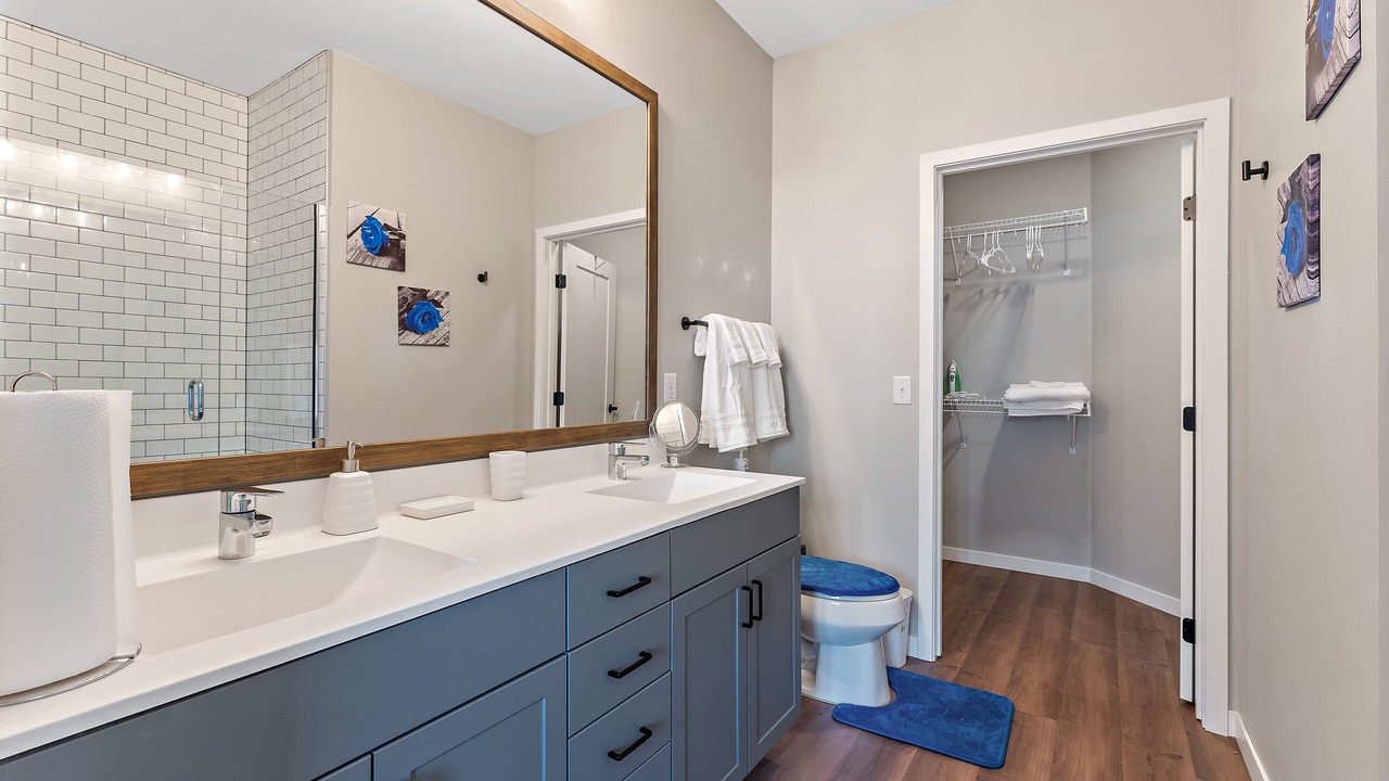 Photo of Bathroom in Merriam Park