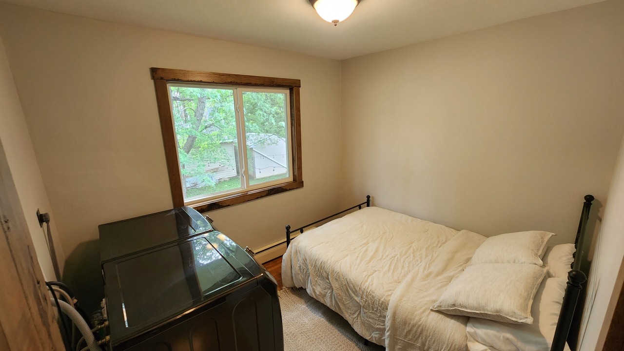 Photo of Bedroom in Hudson