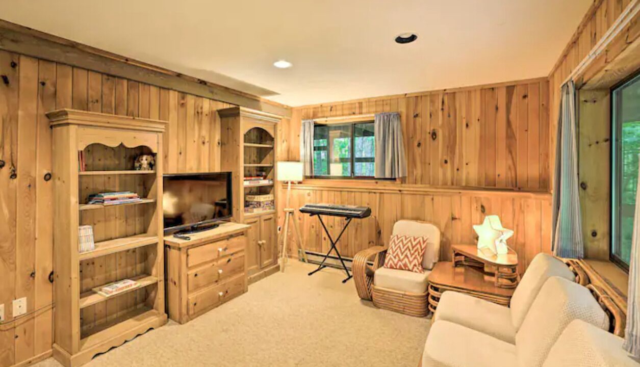 Photo of Livingroom in Otis