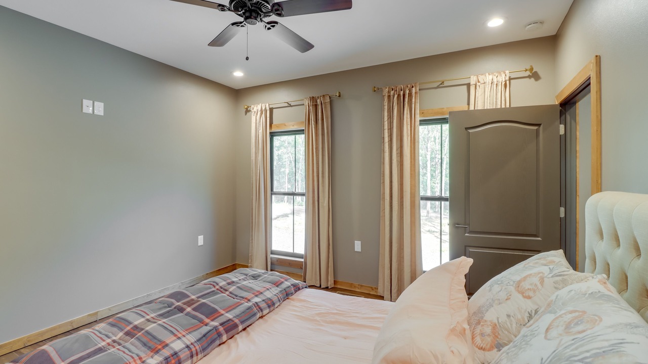 Photo of Bedroom in Drasco
