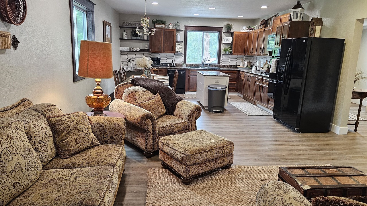 Photo of Bedroom in Cloverdale