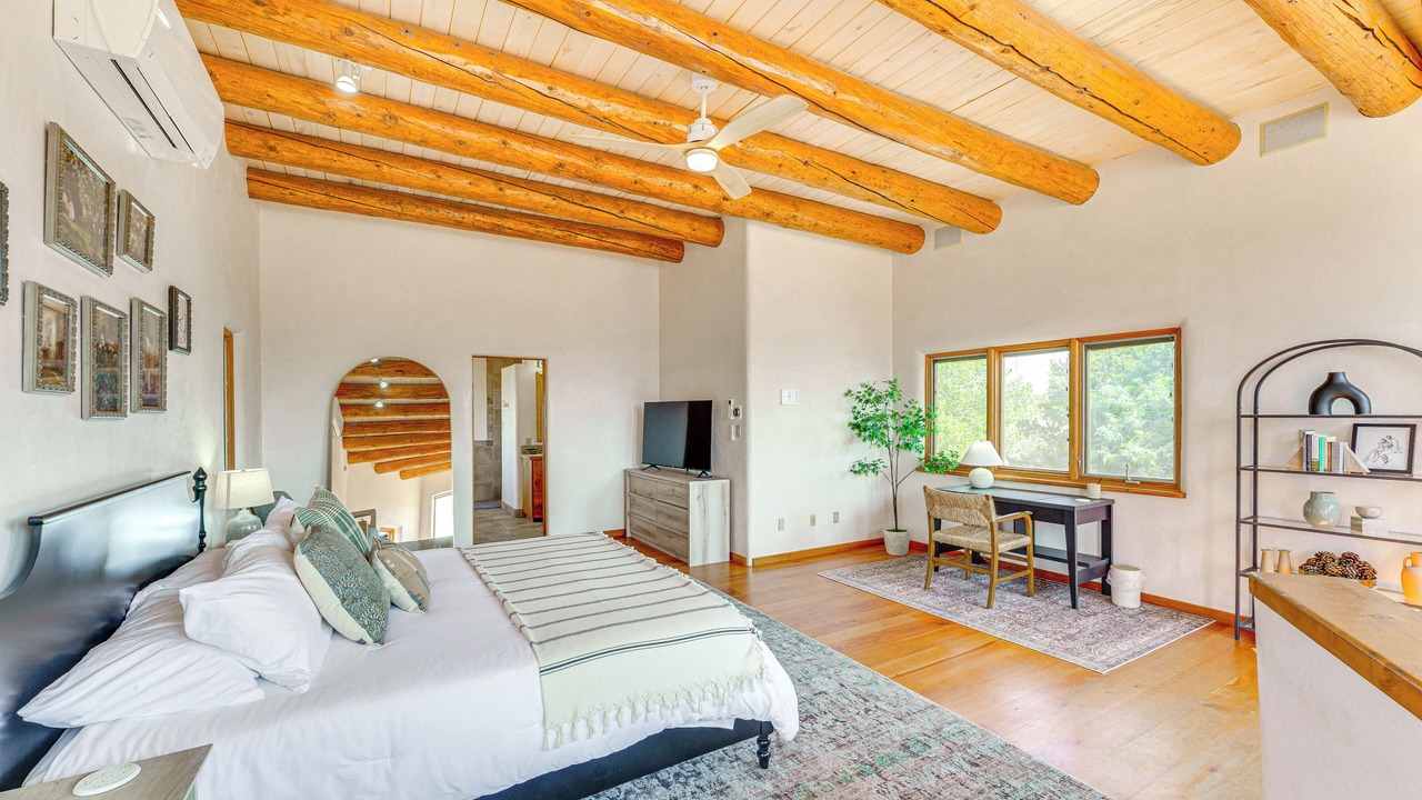 Photo of Bedroom in Taos